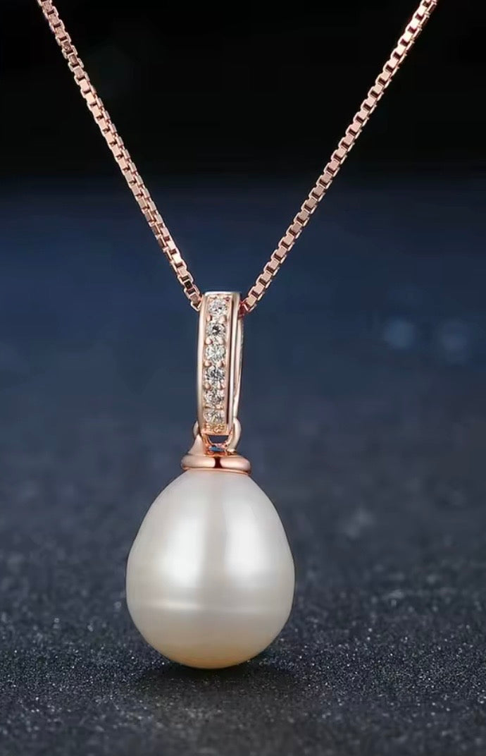 18K Rose Gold Plated Freshwater Pearl Necklace – Elegant Fine Jewelry for Women