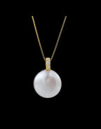 Pearl Button Pendant Necklace