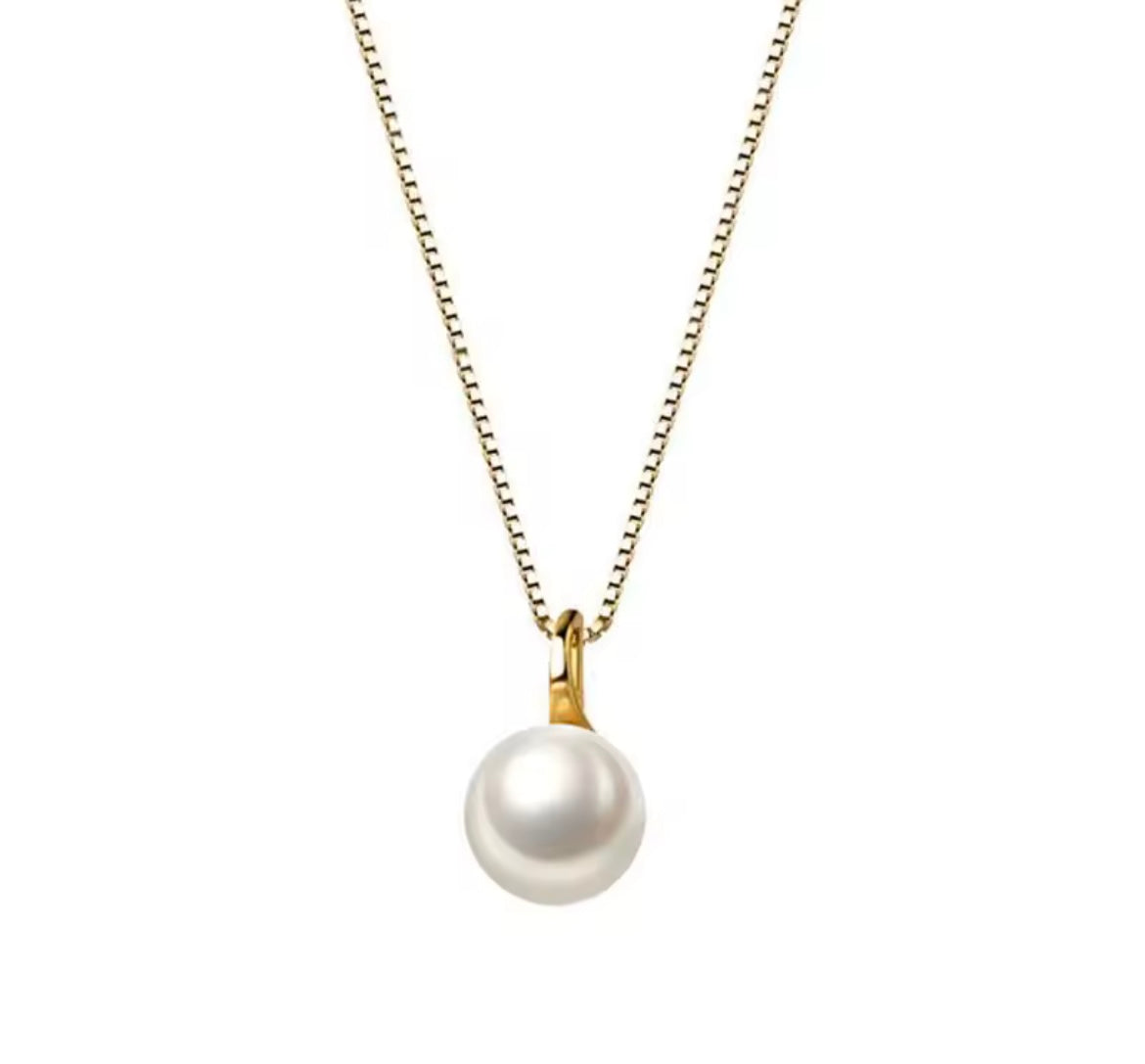 Baroque Pearl On Clavicle Chain
