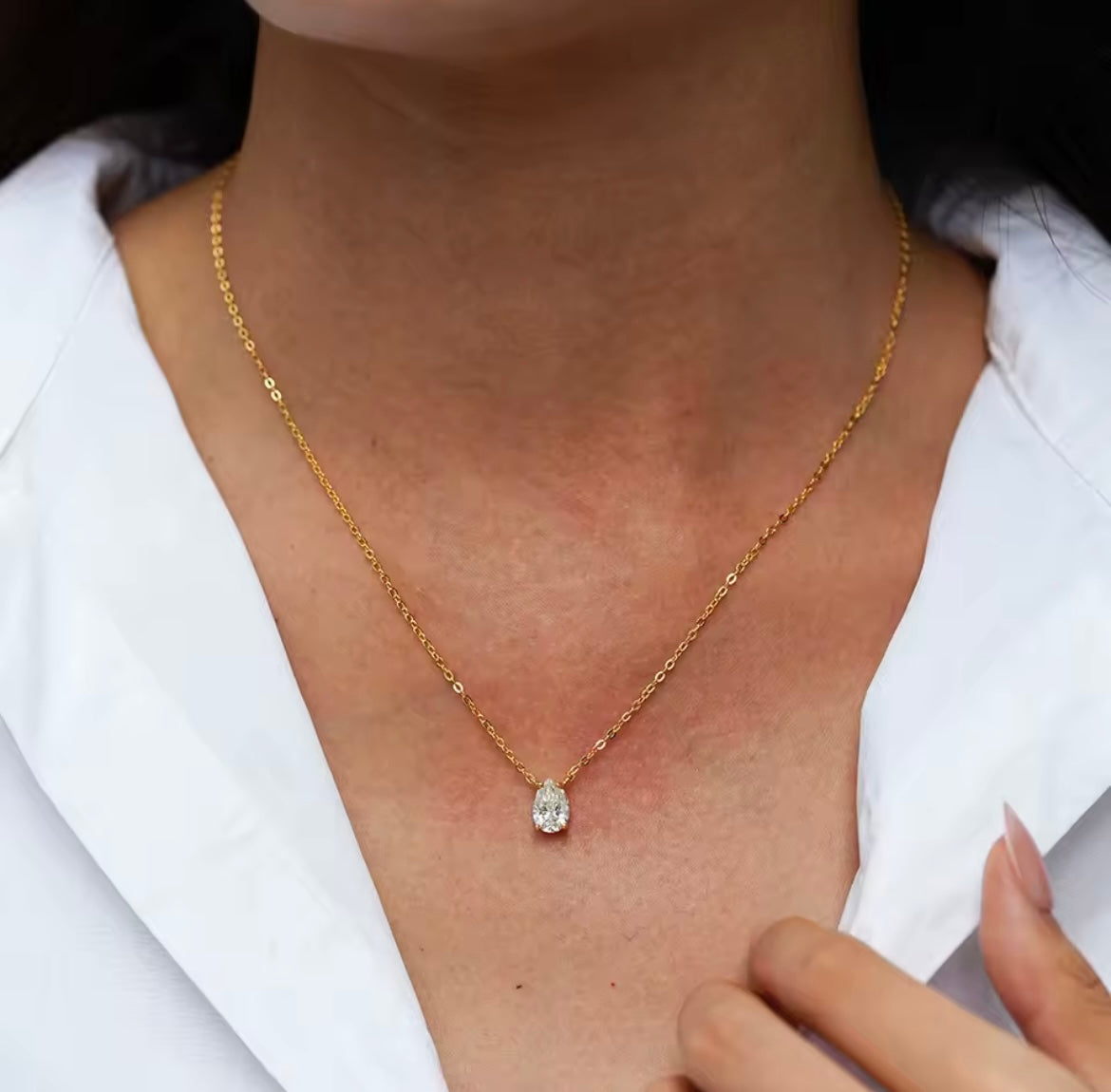 Lumière Pear Moissanite Pendant Necklace