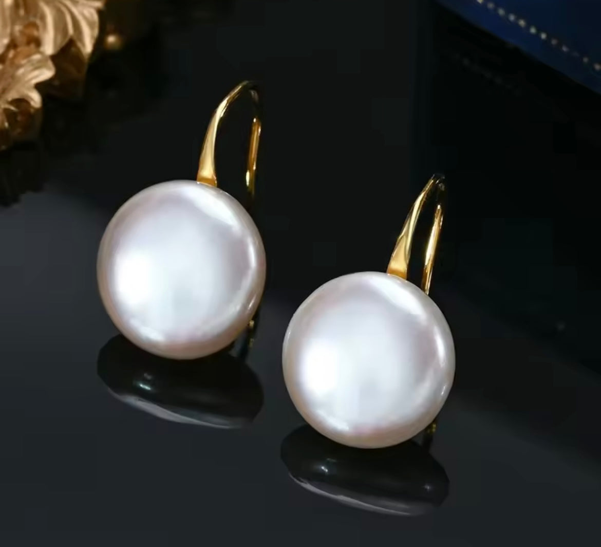 Iconic Freshwater Pearl Earrings
