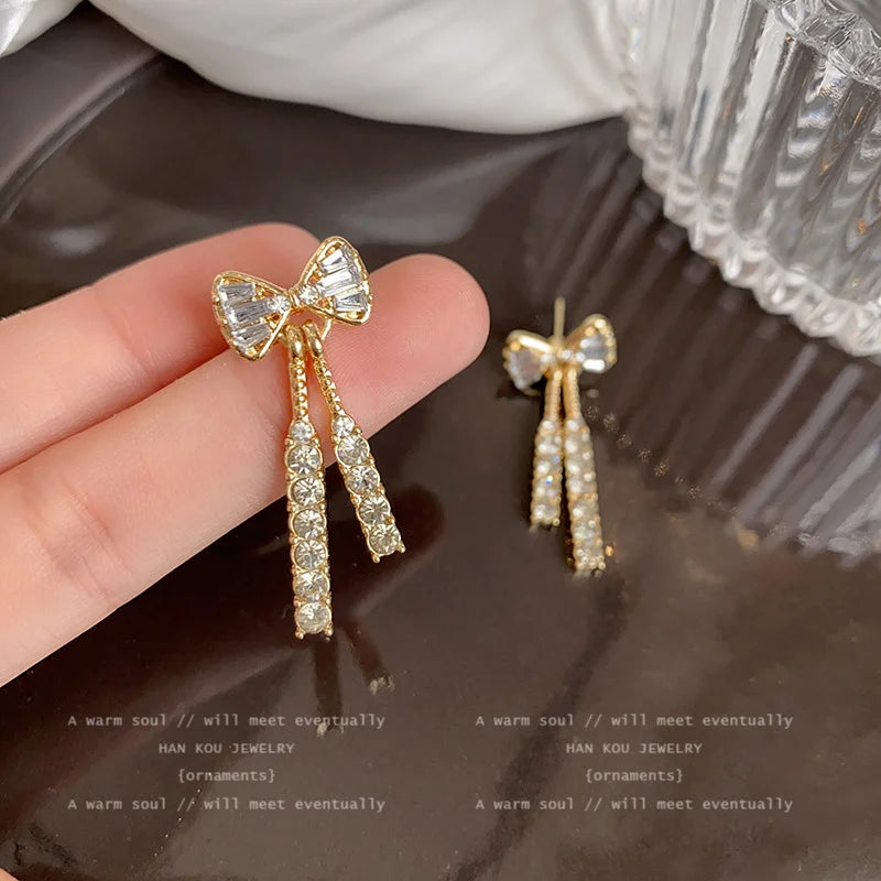 Women Exquisite Rhinestone Bow Dangle Earrings